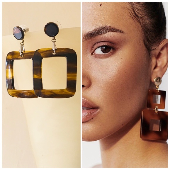 Jewelry - Tortoise Shell Style Dangle Pierced Earrings